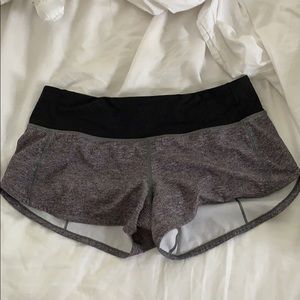 Lulu lemon Gray workout shorts with black waist